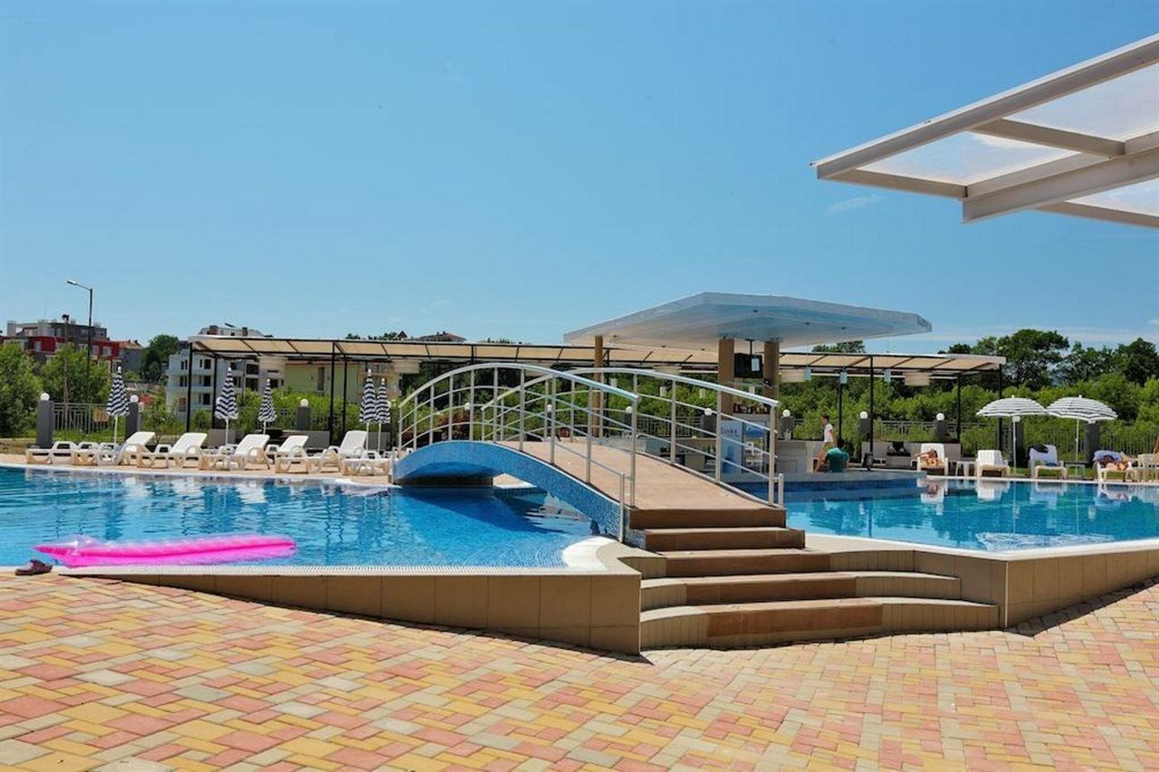 Emberli Aparthotel Lozenets Exterior foto